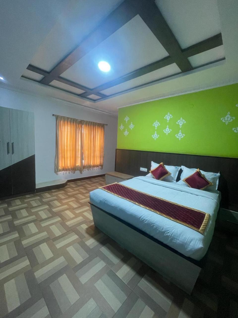 Ooty Vpr Residency Hotel ภายนอก รูปภาพ