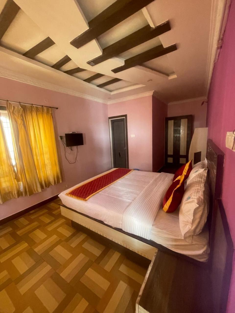 Ooty Vpr Residency Hotel ภายนอก รูปภาพ